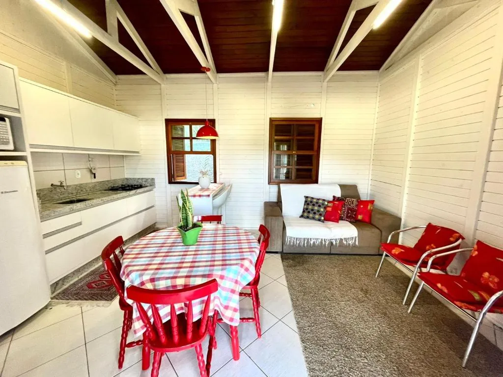 Cabana com piscina - 5 min a pé da praia - Porto Belo, Porto Belo, na Rua Diamantina Mendes em Porto Belo/SC — foto 7