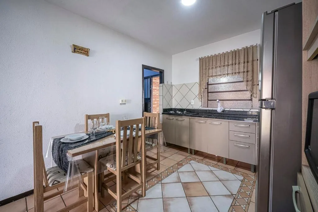 Casa completa para Familia e amigos com enxoval e varanda com churrasqueira e cozinha externa para ate 8 pessoas, Porto Belo, na Rua Maurilio Manoel da Silva, 184 casa em Porto Belo/SC — foto 32