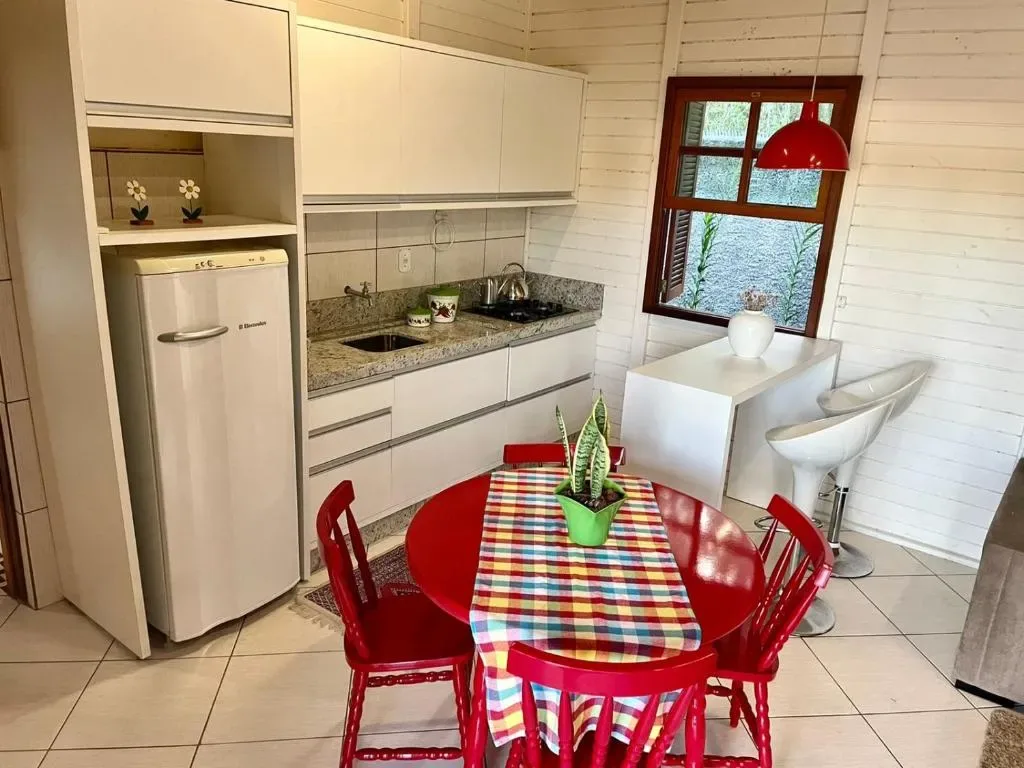 Cabana com piscina - 5 min a pé da praia - Porto Belo, Porto Belo, na Rua Diamantina Mendes em Porto Belo/SC — foto 17