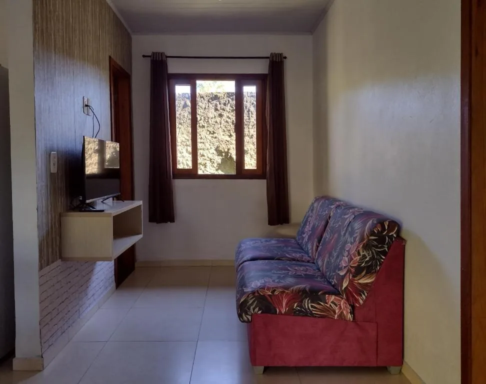 Casa em meio a natureza e próxima à praia, Porto Belo, na Avenida Governador Celso Ramos, Centro. em Porto Belo/SC — foto 11
