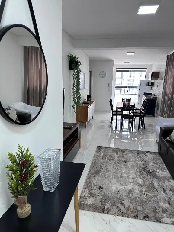Apt 2 suites Novo 180M da Praia Completo, Porto Belo, na Rua Arnoldo Tome dos Santos, 223 em Porto Belo/SC