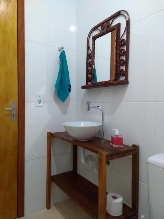 Casa em meio a natureza e próxima à praia, Porto Belo, na Avenida Governador Celso Ramos, Centro. em Porto Belo/SC — foto 18