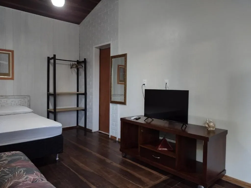 Casas Porto Belo, recanto em meio a natureza e próximo à praia, Porto Belo, na Avenida Governador Celso Ramos, Centro Fundos em Porto Belo/SC — foto 26