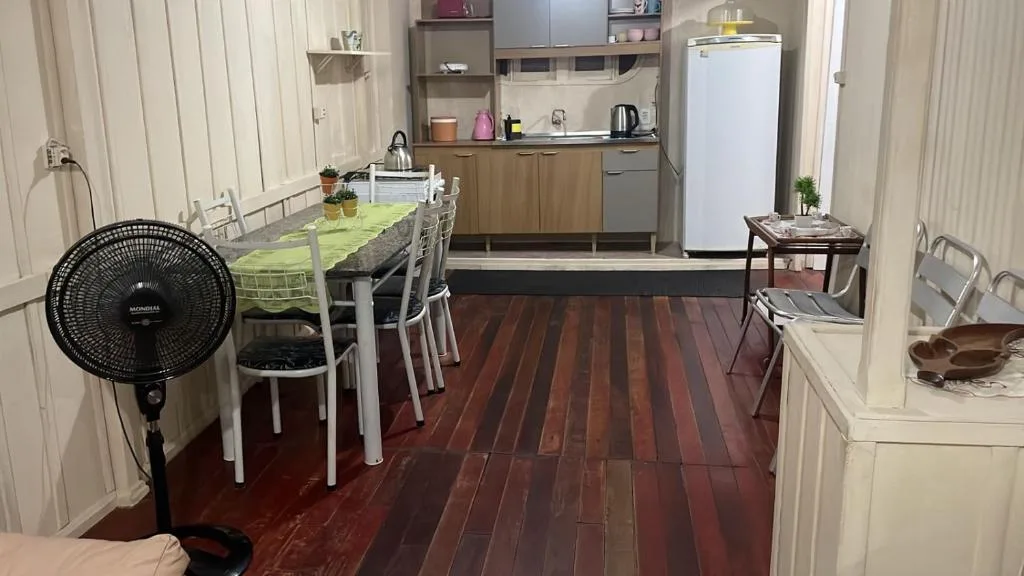 Casa de Temporada, Porto Belo, na R. Cap. Gualberto Leal Nunes, 359 em Porto Belo/SC — foto 9