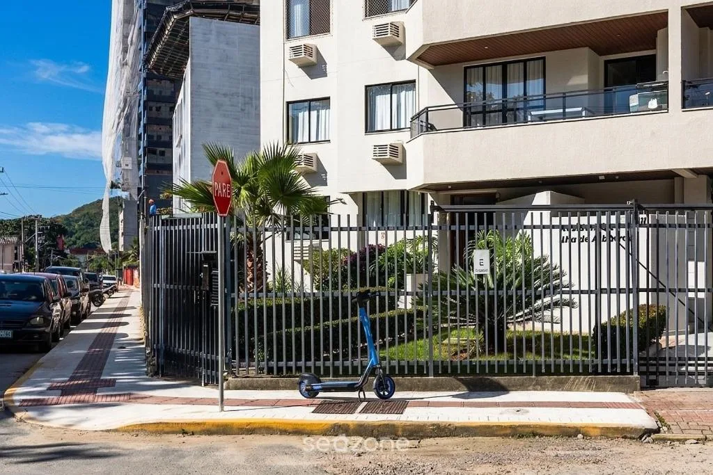 Apto. c/ vista p/ Praia em Perequê IAZ0402, Porto Belo, na 511 Avenida Senador Atílio Fontana em Porto Belo/SC — foto 21