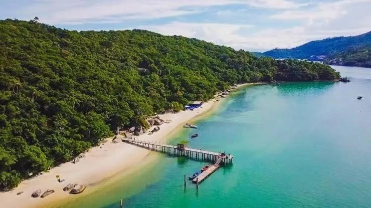 Casa 300m da praia, Porto Belo, na Rua Alda Taváres Matias em Porto Belo/SC