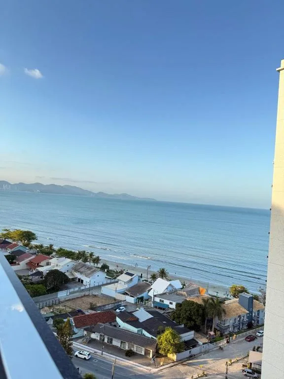 Apartamento moderno, a 200 metros da praia com pátio,piscina e churrasqueira privativa 2 vagas de garagem, Porto Belo, na Rua Lages, 54 - ap em Porto Belo/SC — foto 17