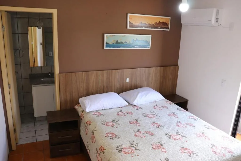 Casa de frete para o mar em Porto Belo, Porto Belo, na Avenida Governador Celso Ramos em Porto Belo/SC — foto 7