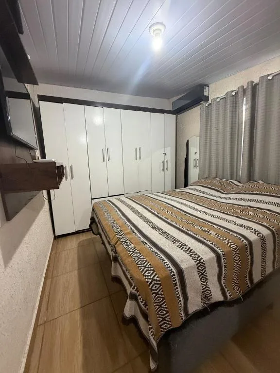 Casa na praia próximo a Balneário Perequê Porto Belo, Porto Belo, na Rua Benedito Guerreiro em Porto Belo/SC — foto 2
