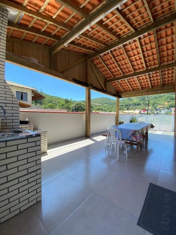 Casa Aluguel Porto Belo, Porto Belo, na Rua Alda Taváres Matias, 540 - Centro em Porto Belo/SC — foto 6