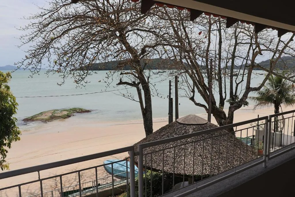 Casa de frete para o mar em Porto Belo, Porto Belo, na Avenida Governador Celso Ramos em Porto Belo/SC — foto 15