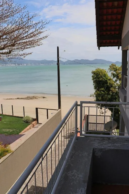 Casa de frete para o mar em Porto Belo, Porto Belo, na Avenida Governador Celso Ramos em Porto Belo/SC — foto 43