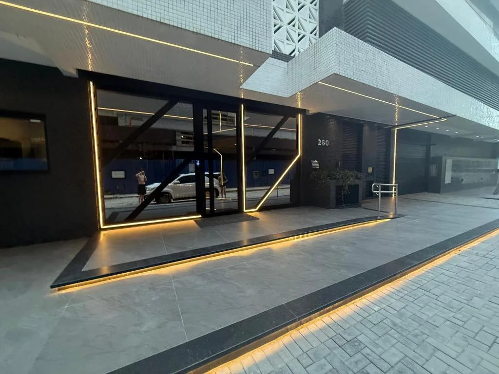 Apartamento de Alto Padrão com excelente localização, Porto Belo, na 243 Rua Gentil Coelho em Porto Belo/SC