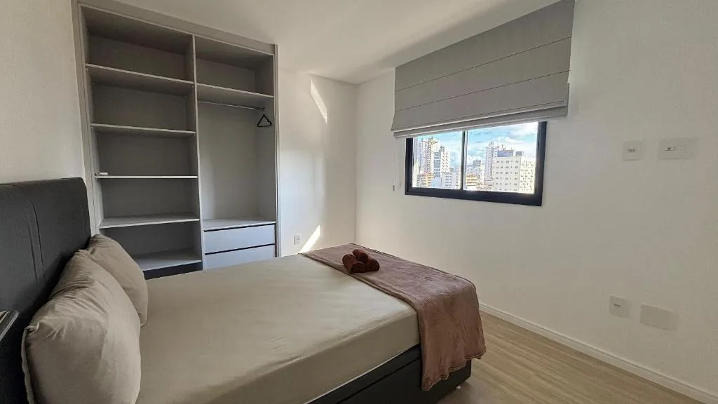 Apê Central | 2 Suítes + A/C + Vista Mar, Porto Belo, na 108 Rua Dona Jovina em Porto Belo/SC — foto 10