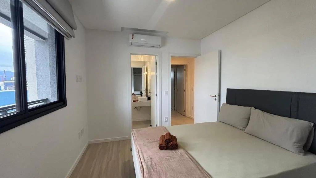 Apê Central | 2 Suítes + A/C + Vista Mar, Porto Belo, na 108 Rua Dona Jovina em Porto Belo/SC — foto 11
