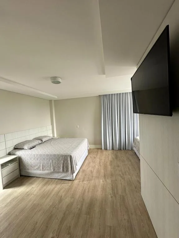 Casa com piscina e 04 suítes e linda vista para toda a cidade, Porto Belo, na Rua Artelina vassoler em Porto Belo/SC — foto 9