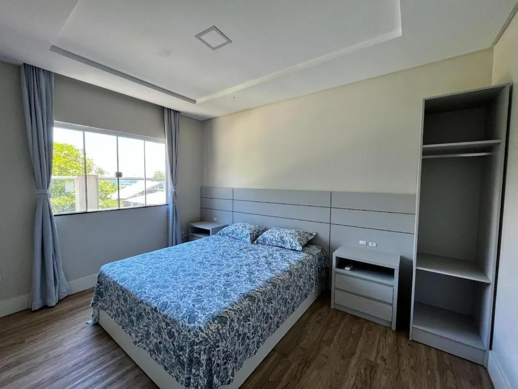 Casa com piscina e 04 suítes e linda vista para toda a cidade, Porto Belo, na Rua Artelina vassoler em Porto Belo/SC — foto 13