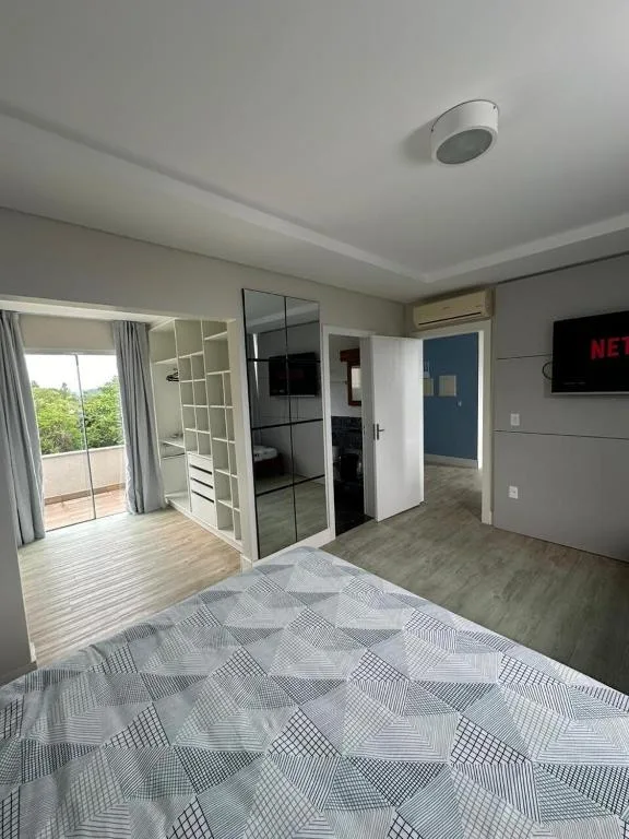 Casa com piscina e 04 suítes e linda vista para toda a cidade, Porto Belo, na Rua Artelina vassoler em Porto Belo/SC — foto 15
