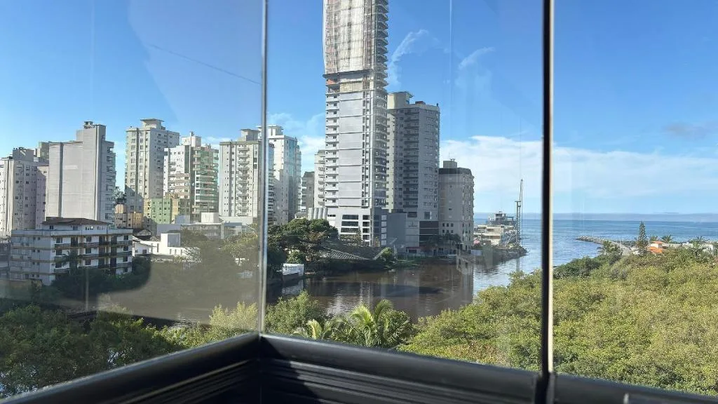 Apê Central | 2 Suítes + A/C + Vista Mar, Porto Belo, na 108 Rua Dona Jovina em Porto Belo/SC — foto 23