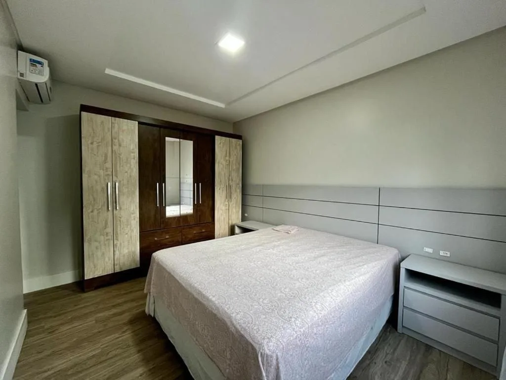 Casa com piscina e 04 suítes e linda vista para toda a cidade, Porto Belo, na Rua Artelina vassoler em Porto Belo/SC — foto 19