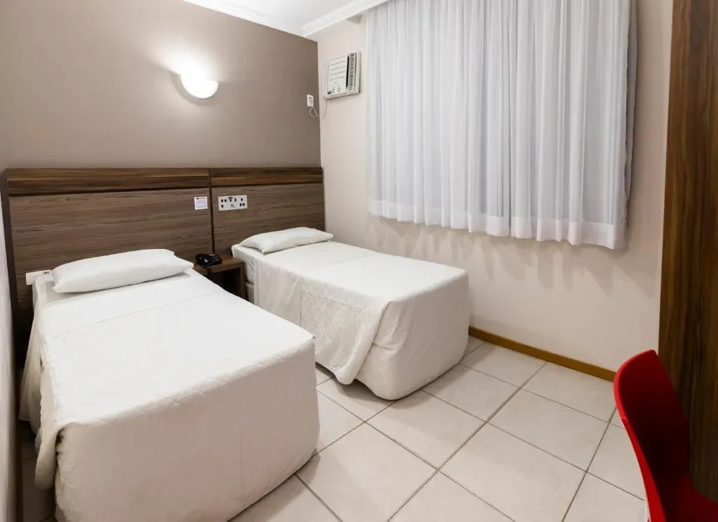 Centromar Hotel, Balneário Camboriú, na Rua em Balneário Camboriú/SC — foto 4