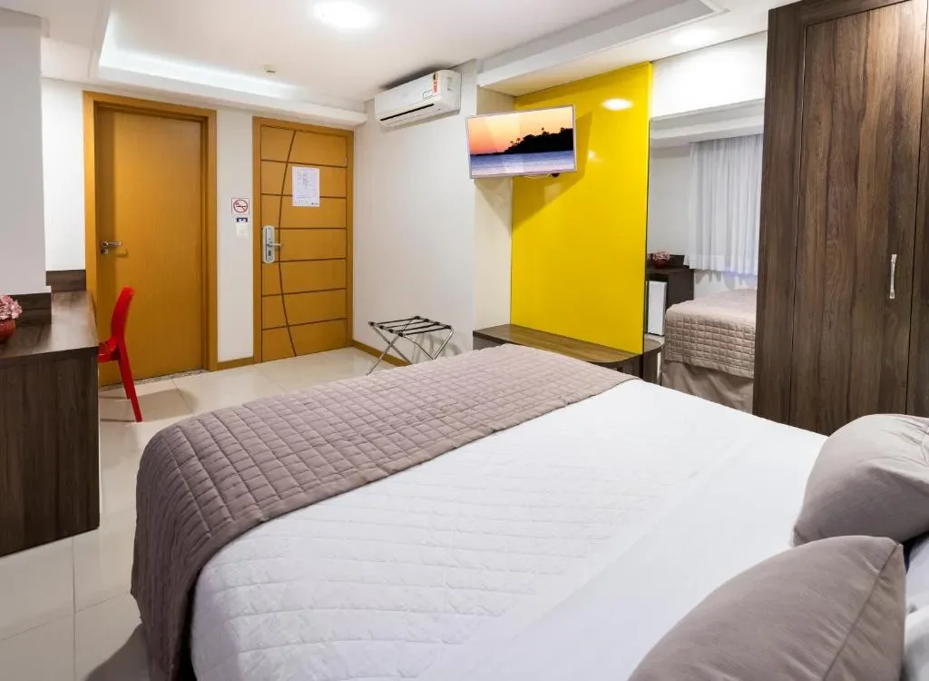 Centromar Hotel, Balneário Camboriú, na Rua em Balneário Camboriú/SC — foto 8