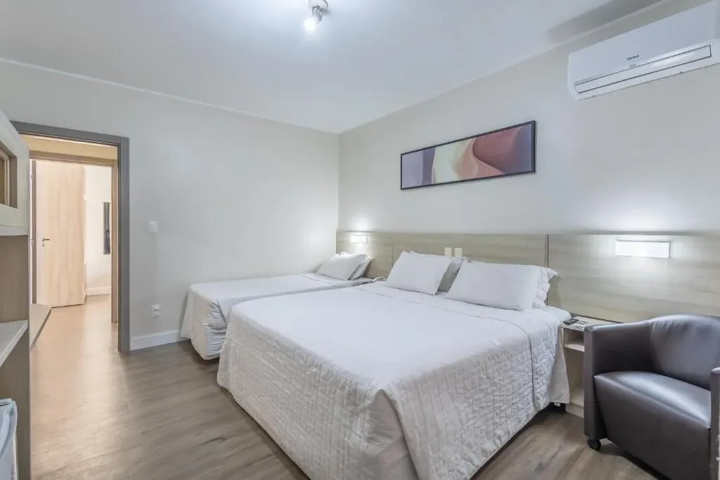 Hotel Rosenbrock, Balneário Camboriú, na Rua Holanda em Balneário Camboriú/SC — foto 20
