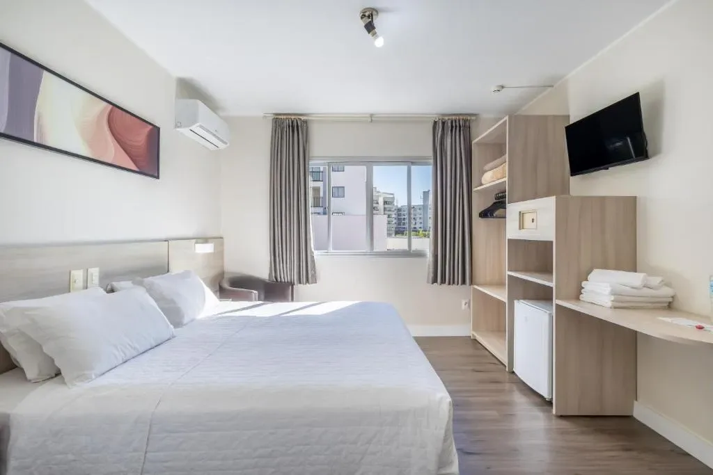 Hotel Rosenbrock, Balneário Camboriú, na Rua Holanda em Balneário Camboriú/SC — foto 21