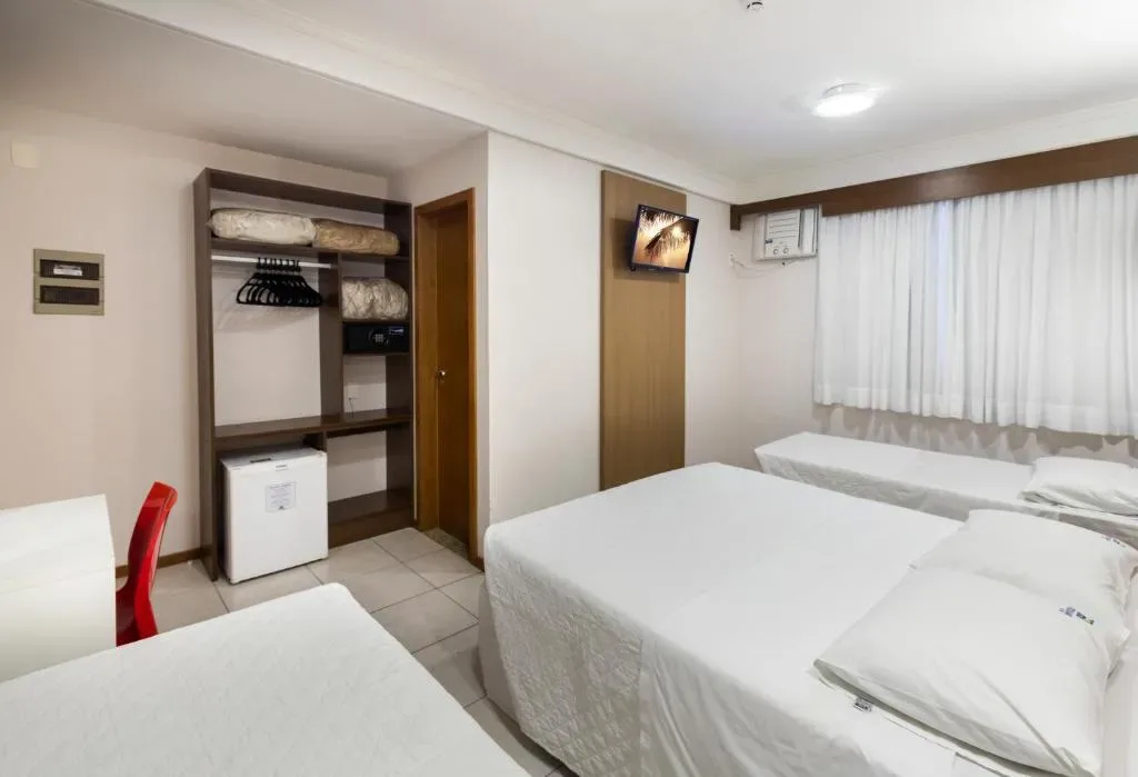 Centromar Hotel, Balneário Camboriú, na Rua em Balneário Camboriú/SC — foto 27