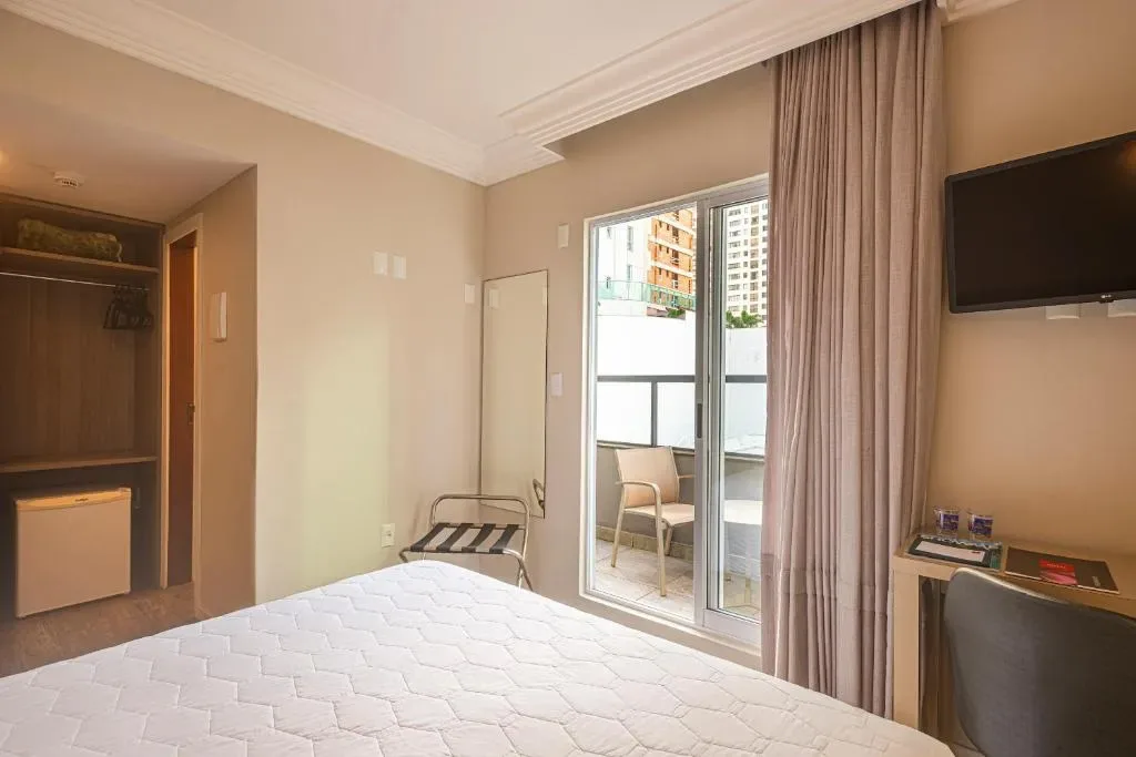 Hotel Melo, Balneário Camboriú, na Av. Brasil em Balneário Camboriú/SC — foto 13