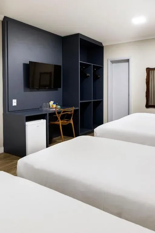 HM Hotel, Balneário Camboriú, na Rua em Balneário Camboriú/SC — foto 10