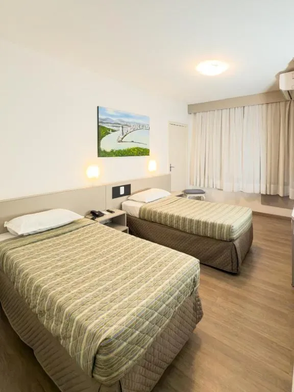 Hotel Gracher Praia, Balneário Camboriú, na Av. Brasil em Balneário Camboriú/SC — foto 7