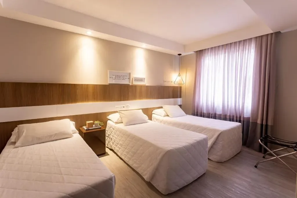 Hotel Melo, Balneário Camboriú, na Av. Brasil em Balneário Camboriú/SC — foto 20