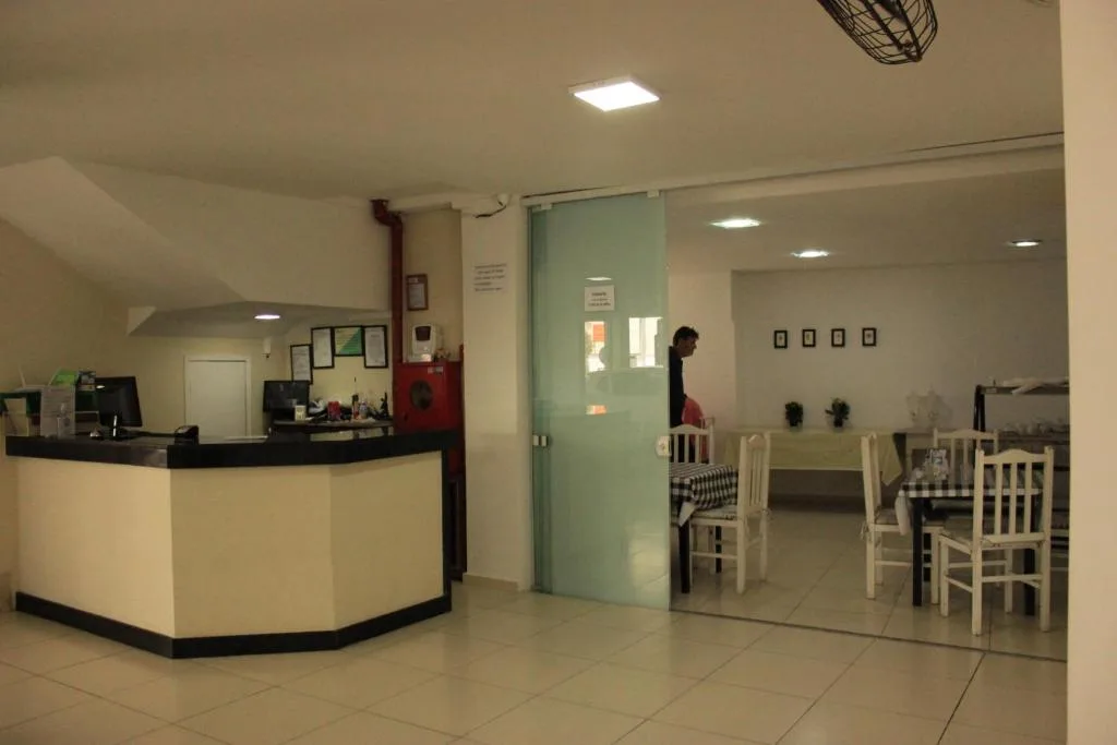 Novo Hotel Douglas, Balneário Camboriú, na Rua 1021 número 380 centro em Balneário Camboriú/SC — foto 7