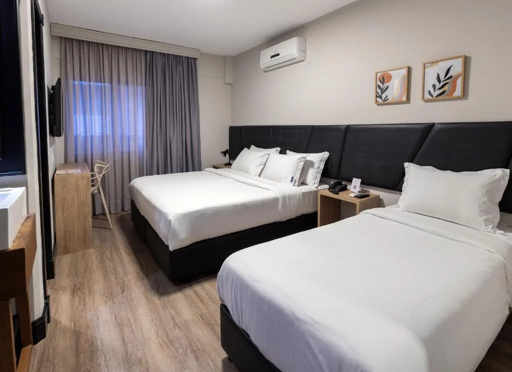 HM Hotel, Balneário Camboriú, na Rua em Balneário Camboriú/SC — foto 39
