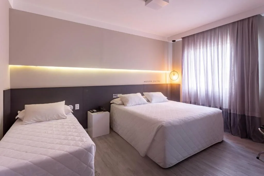 Hotel Melo, Balneário Camboriú, na Av. Brasil em Balneário Camboriú/SC — foto 48