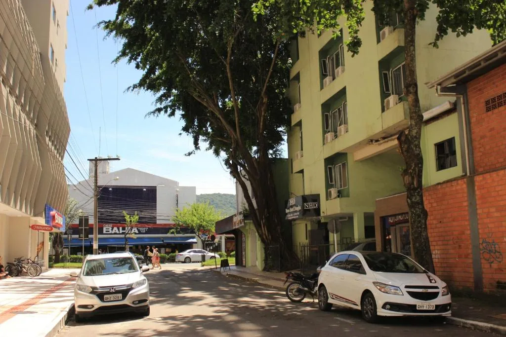 Novo Hotel Douglas, Balneário Camboriú, na Rua 1021 número 380 centro em Balneário Camboriú/SC — foto 38