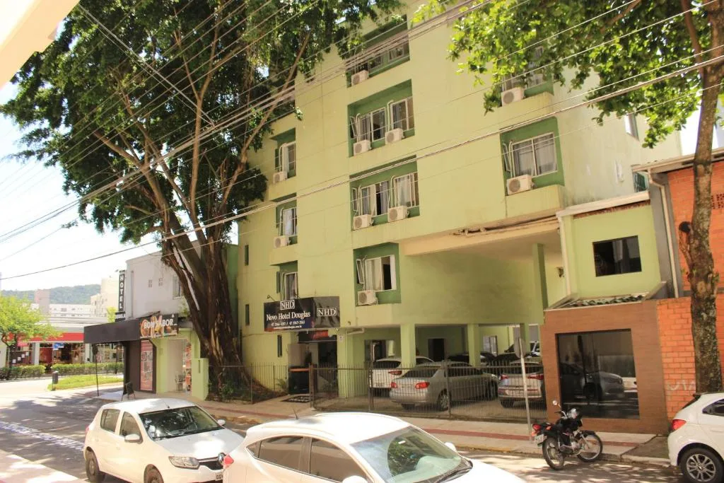 Novo Hotel Douglas, Balneário Camboriú, na Rua 1021 número 380 centro em Balneário Camboriú/SC — foto 40