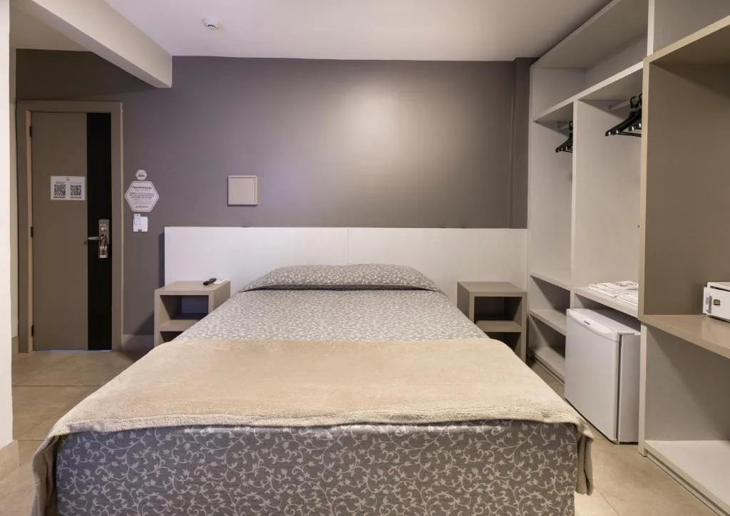 Hotel Palmas Executivo, Balneário Camboriú, na Rua São Paulo em Balneário Camboriú/SC — foto 2