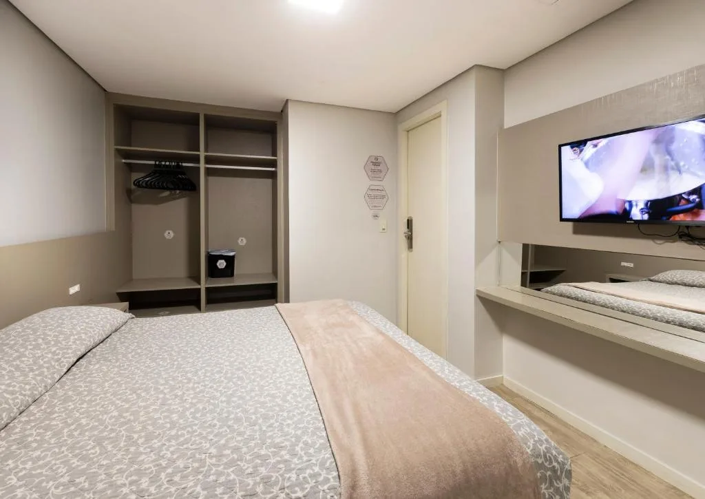 Hotel Palmas Executivo, Balneário Camboriú, na Rua São Paulo em Balneário Camboriú/SC — foto 6