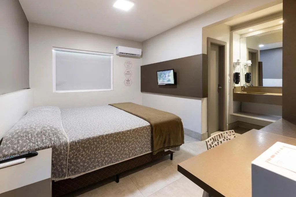 Hotel Palmas Executivo, Balneário Camboriú, na Rua São Paulo em Balneário Camboriú/SC — foto 7