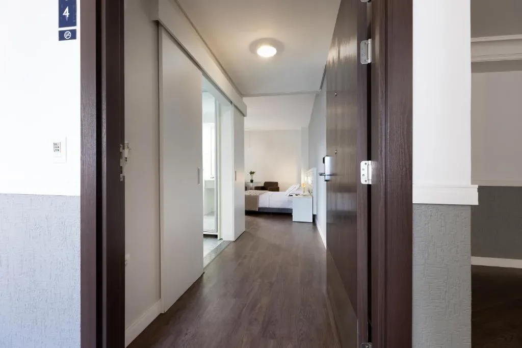 Hotel D, na Av. Atlântica em Balneário Camboriú/SC — foto 5