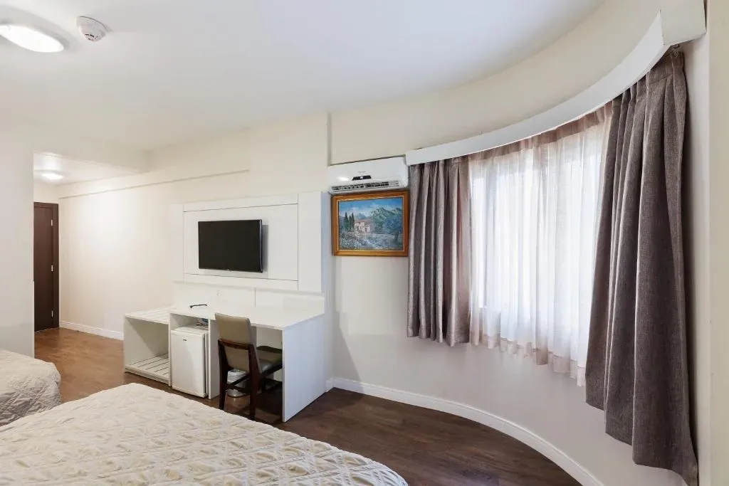 Hotel D, na Av. Atlântica em Balneário Camboriú/SC — foto 16