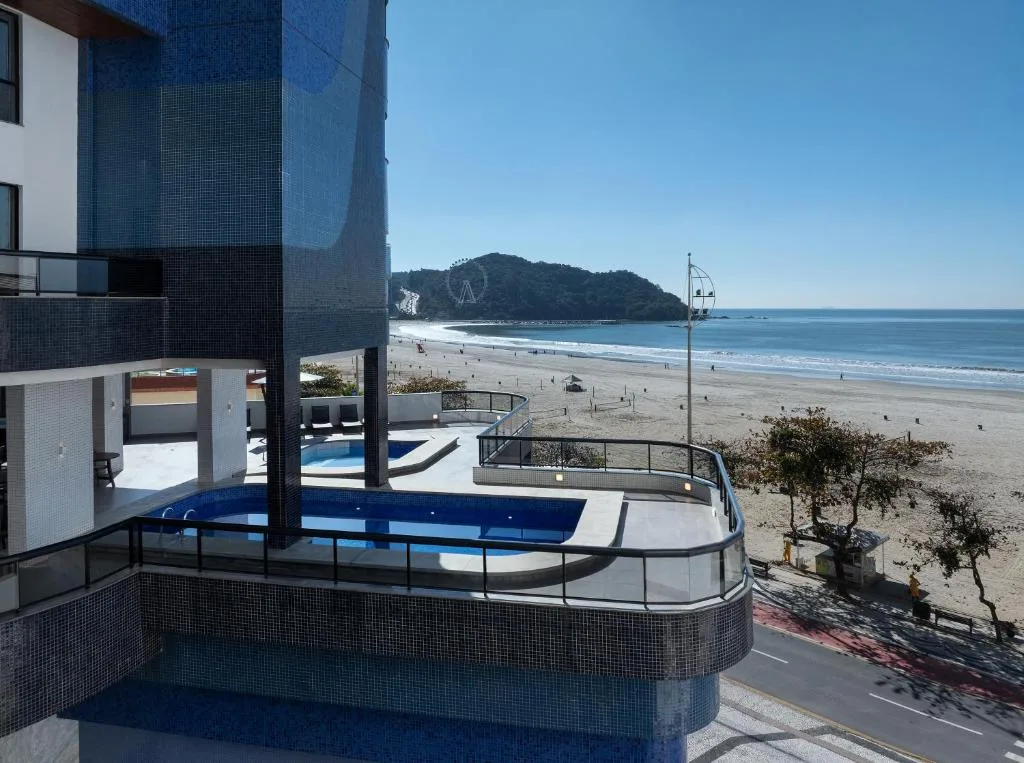 Hotel D, na Av. Atlântica em Balneário Camboriú/SC — foto 21