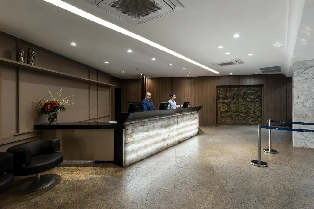 Hotel D, na Av. Atlântica em Balneário Camboriú/SC — foto 22
