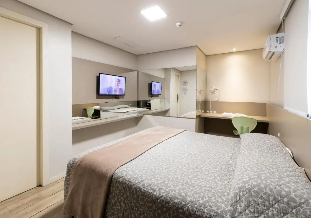 Hotel Palmas Executivo, Balneário Camboriú, na Rua São Paulo em Balneário Camboriú/SC — foto 42
