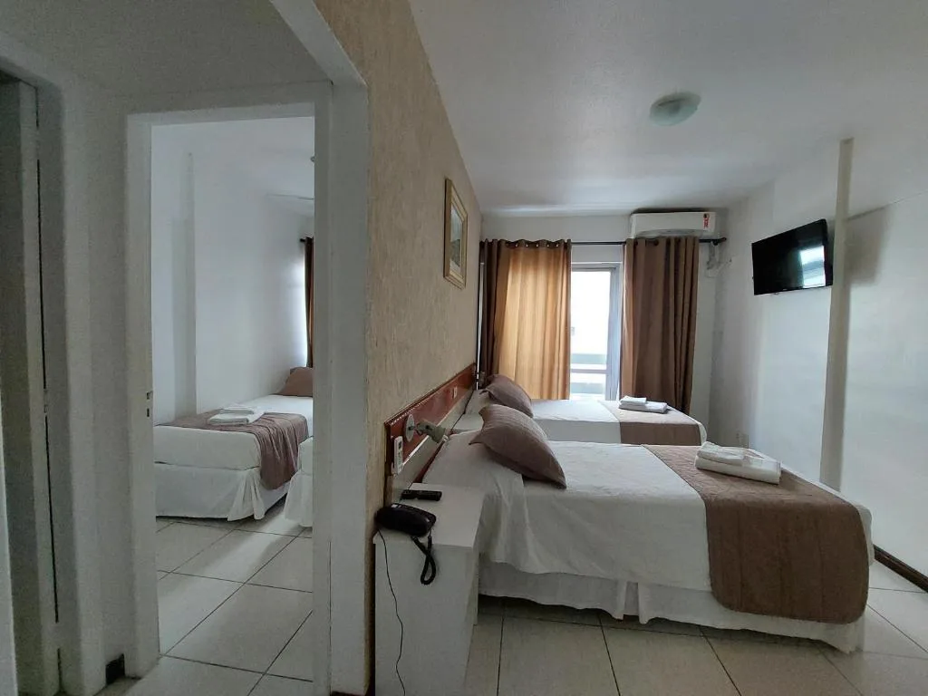 Hotel Vela Azul, Balneário Camboriú, na Rua em Balneário Camboriú/SC — foto 13