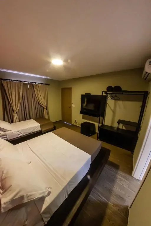 Bonabrigo Hostel & Suítes, Balneário Camboriú, na 501 Rua em Balneário Camboriú/SC — foto 28