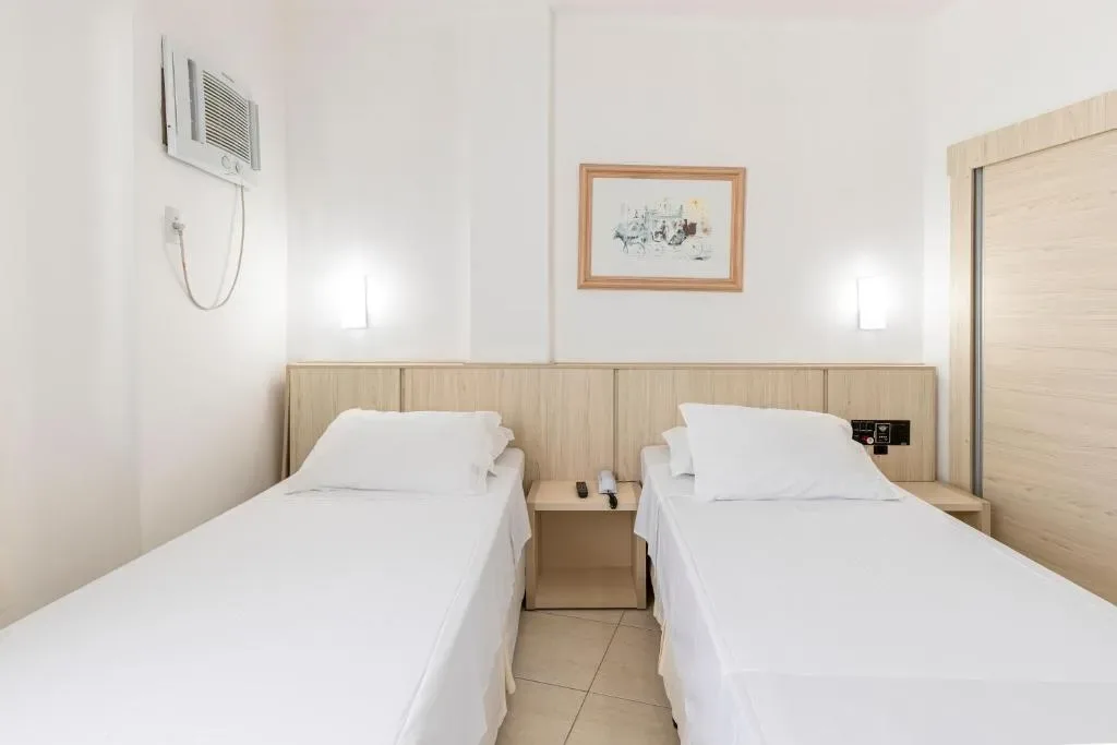 Hotel Ilha da Madeira, Balneário Camboriú, na Av. Brasil em Balneário Camboriú/SC — foto 4