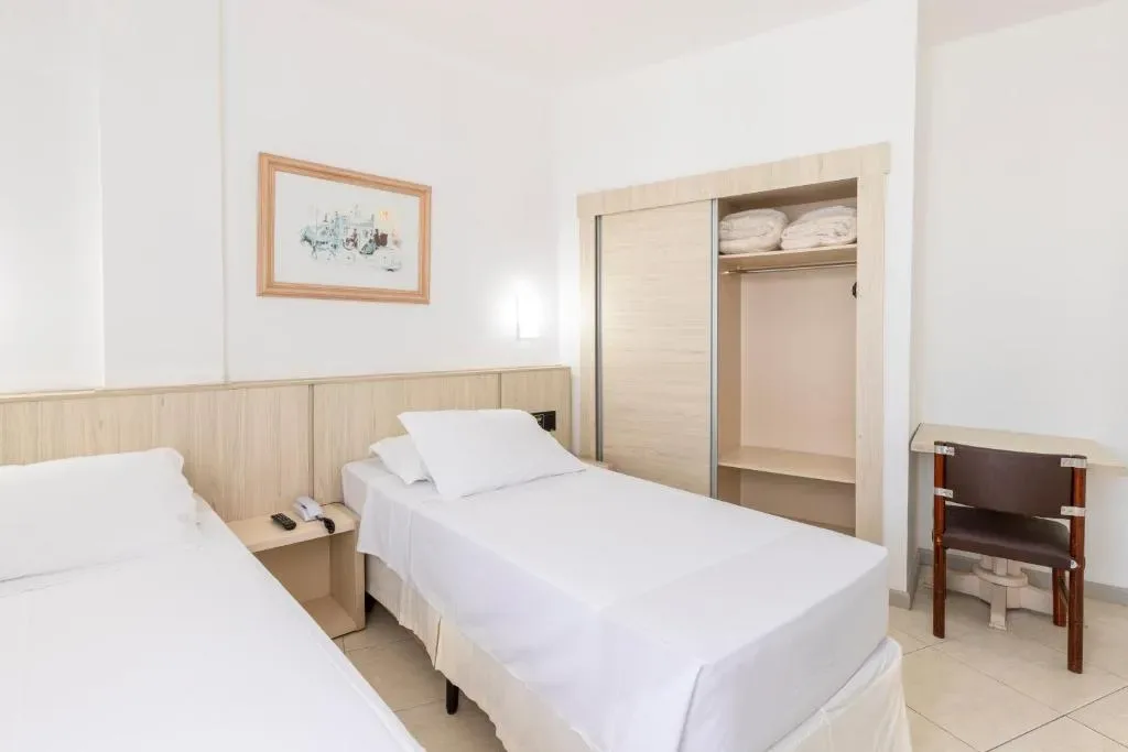 Hotel Ilha da Madeira, Balneário Camboriú, na Av. Brasil em Balneário Camboriú/SC — foto 5